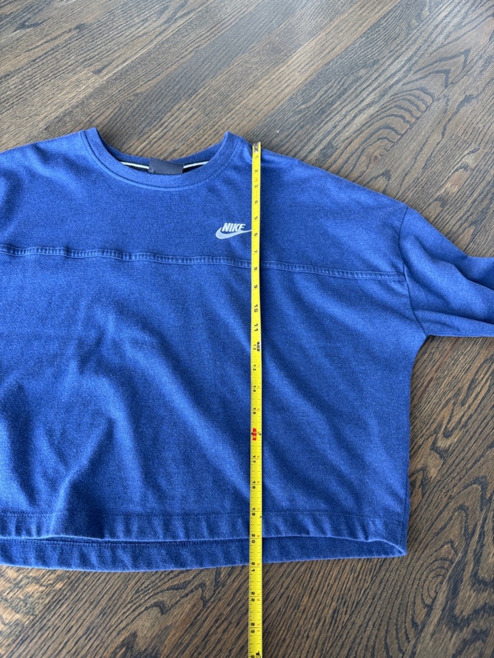 Nike Navy Blue Long-Sleeve Cropped Crewneck Light Sweatshirt size Large nwot - Picture 7 of 8